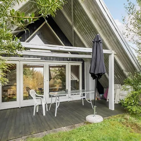3 Bedroom Gorgeous In Feriehus Spøttrup